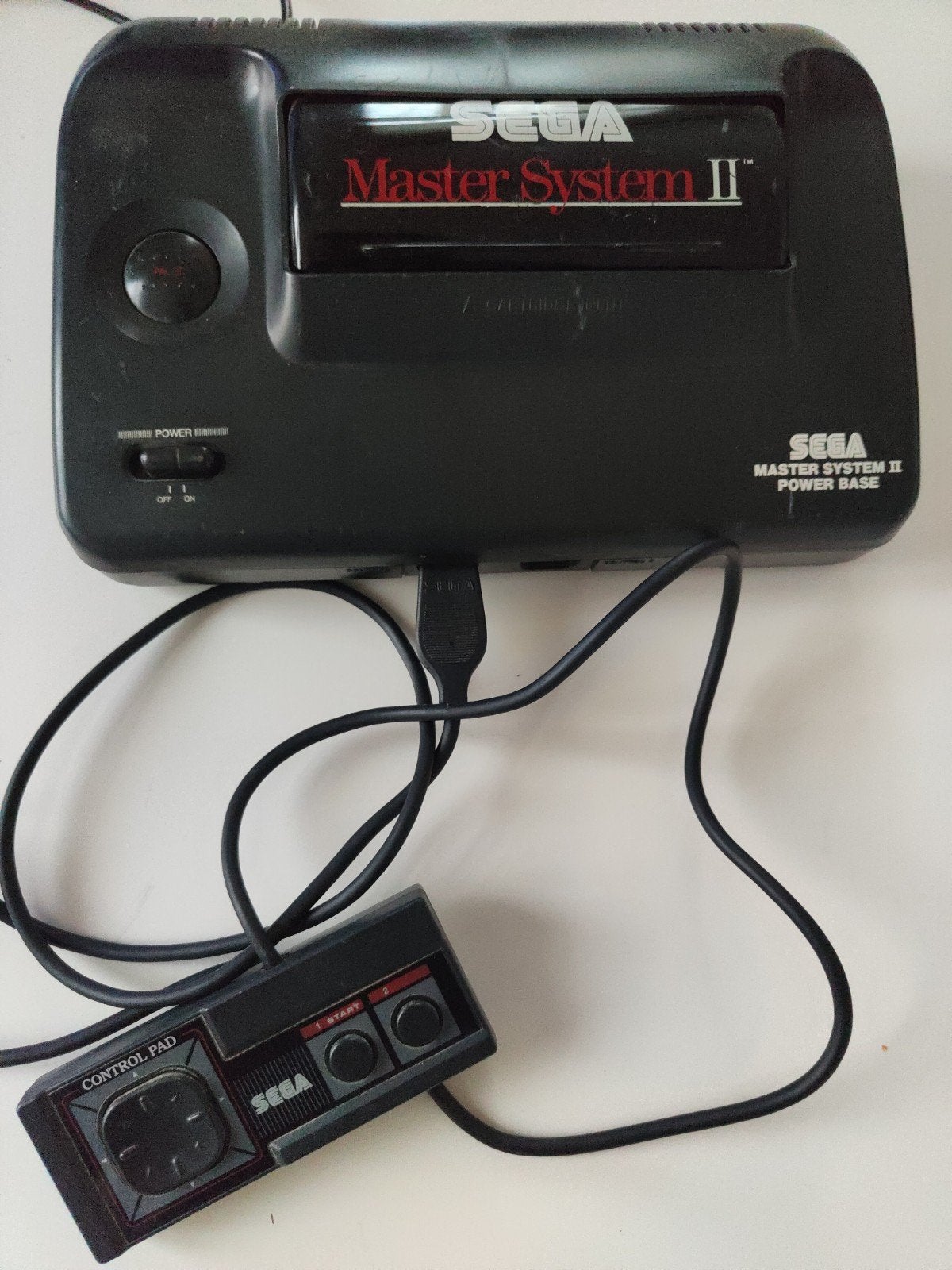 2 sega mega drive 1 + mastersysteem 2 consoles, Mega Drive