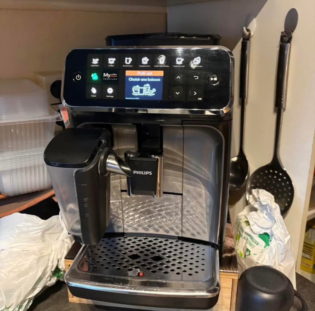 Une machine a cafe Philips 5400, Enlèvement, Comme neuf