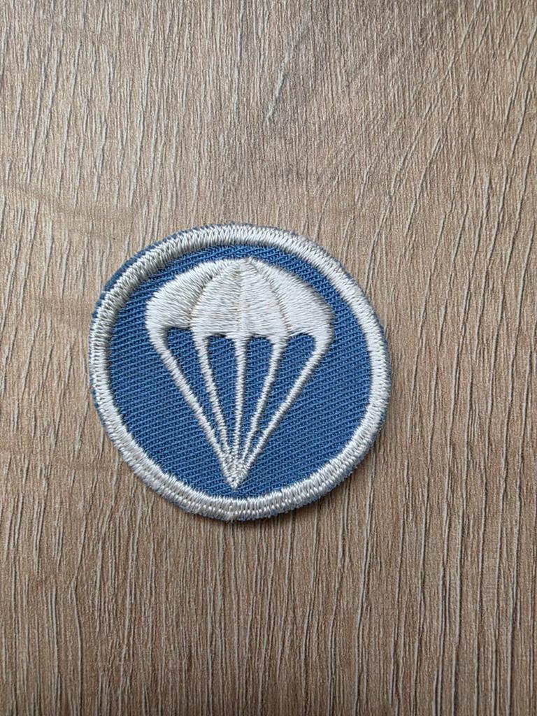 Casquette d'infanterie aéroportée des parachutistes américai, Enlèvement ou Envoi