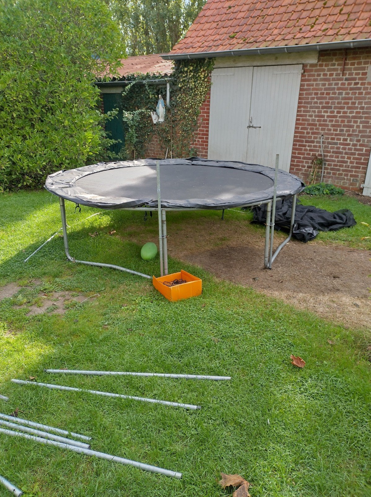 gratis trampoline wingene, Enlèvement