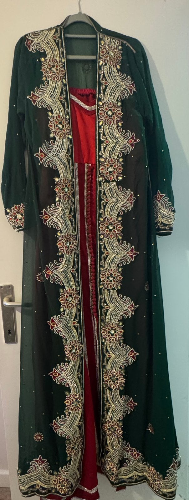 Sari robe traditionnelle ( jusqu’à taille L), Enlèvement, Comme neuf