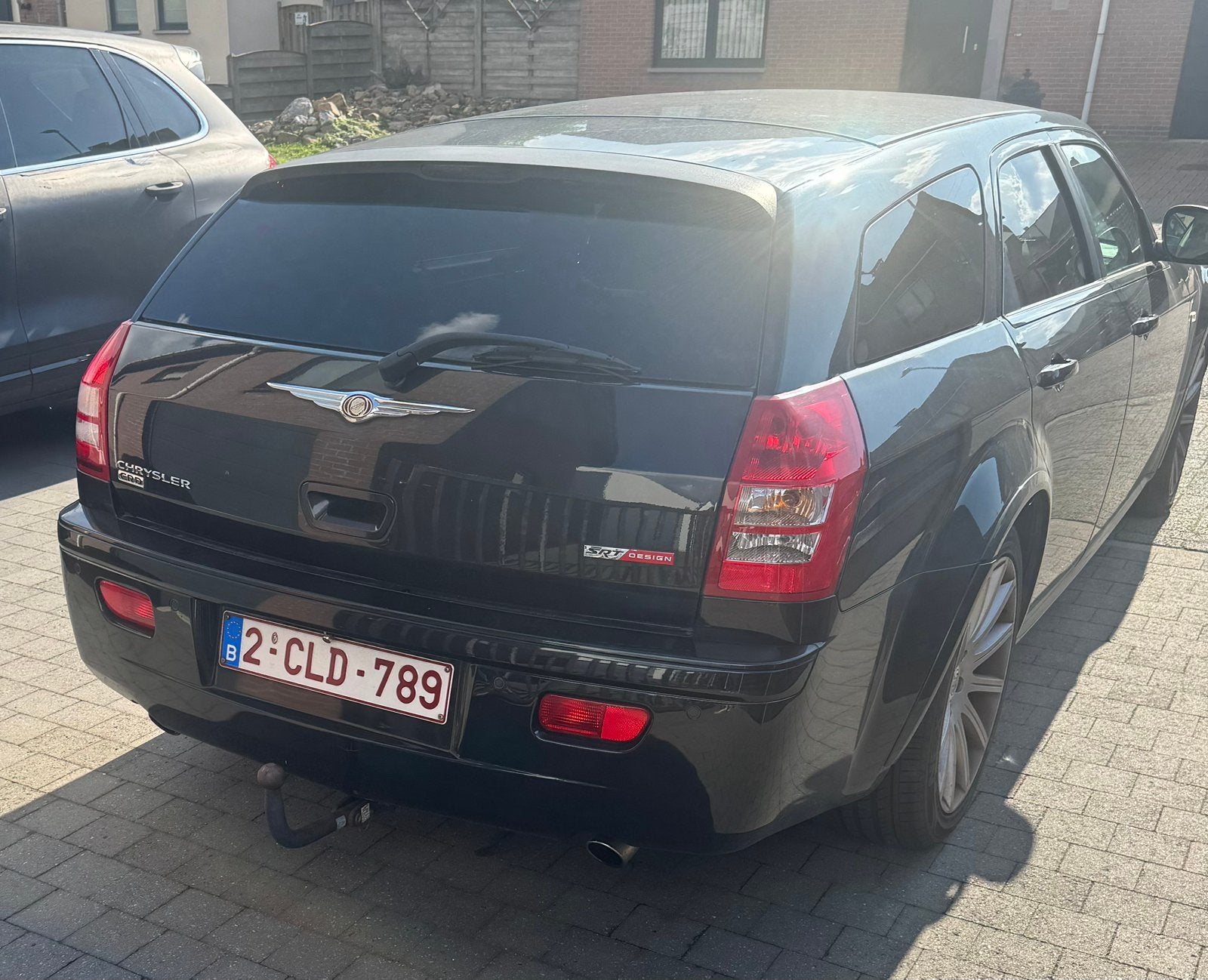 Chrysler 300C, Autos, 1940 kg, 155 kW, Noir, 5 portes