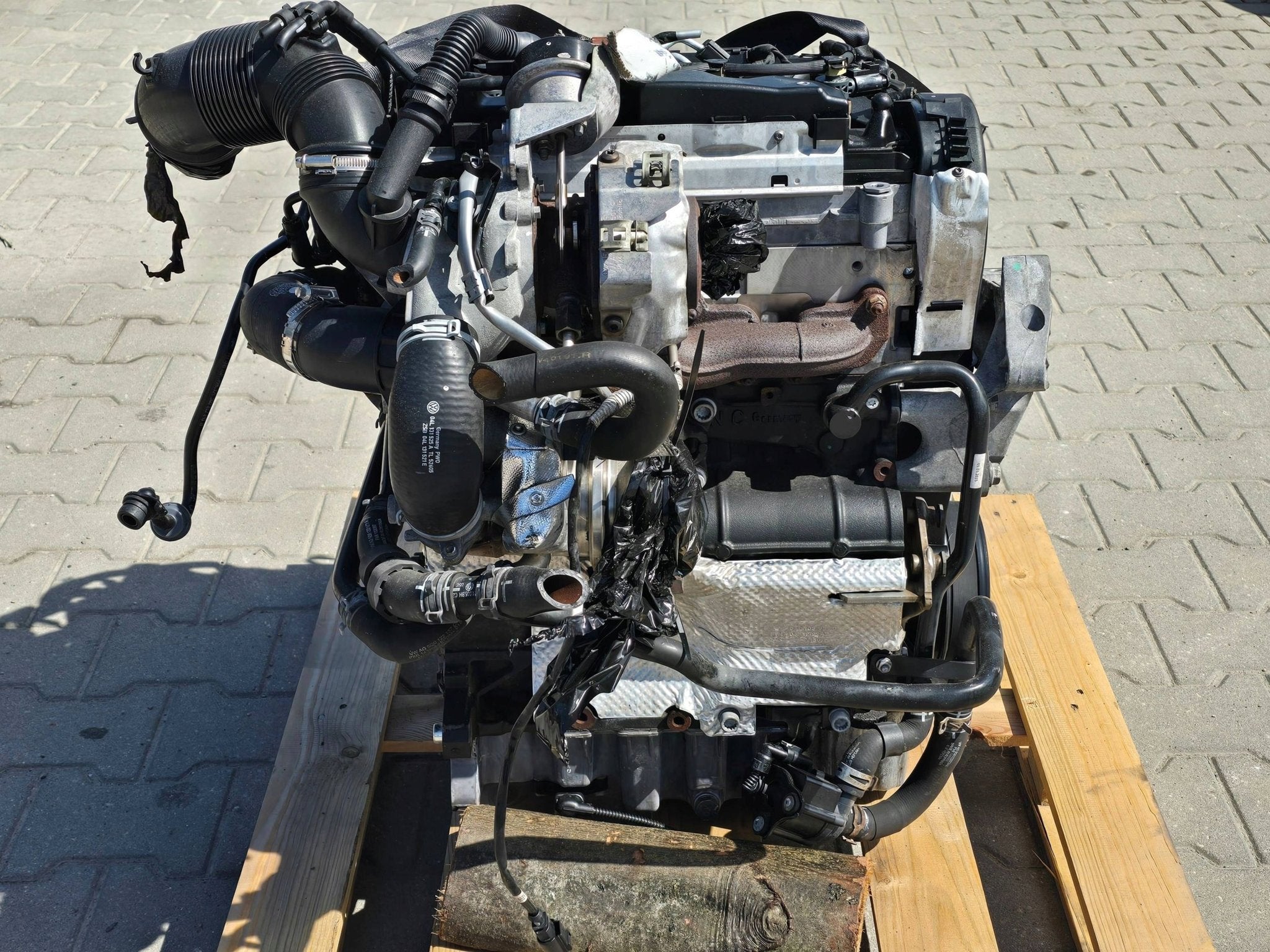 Moteur CRBC Nu AUDI SEAT A3 GOLF LEON VW, Envoi, Utilisé, Daihatsu