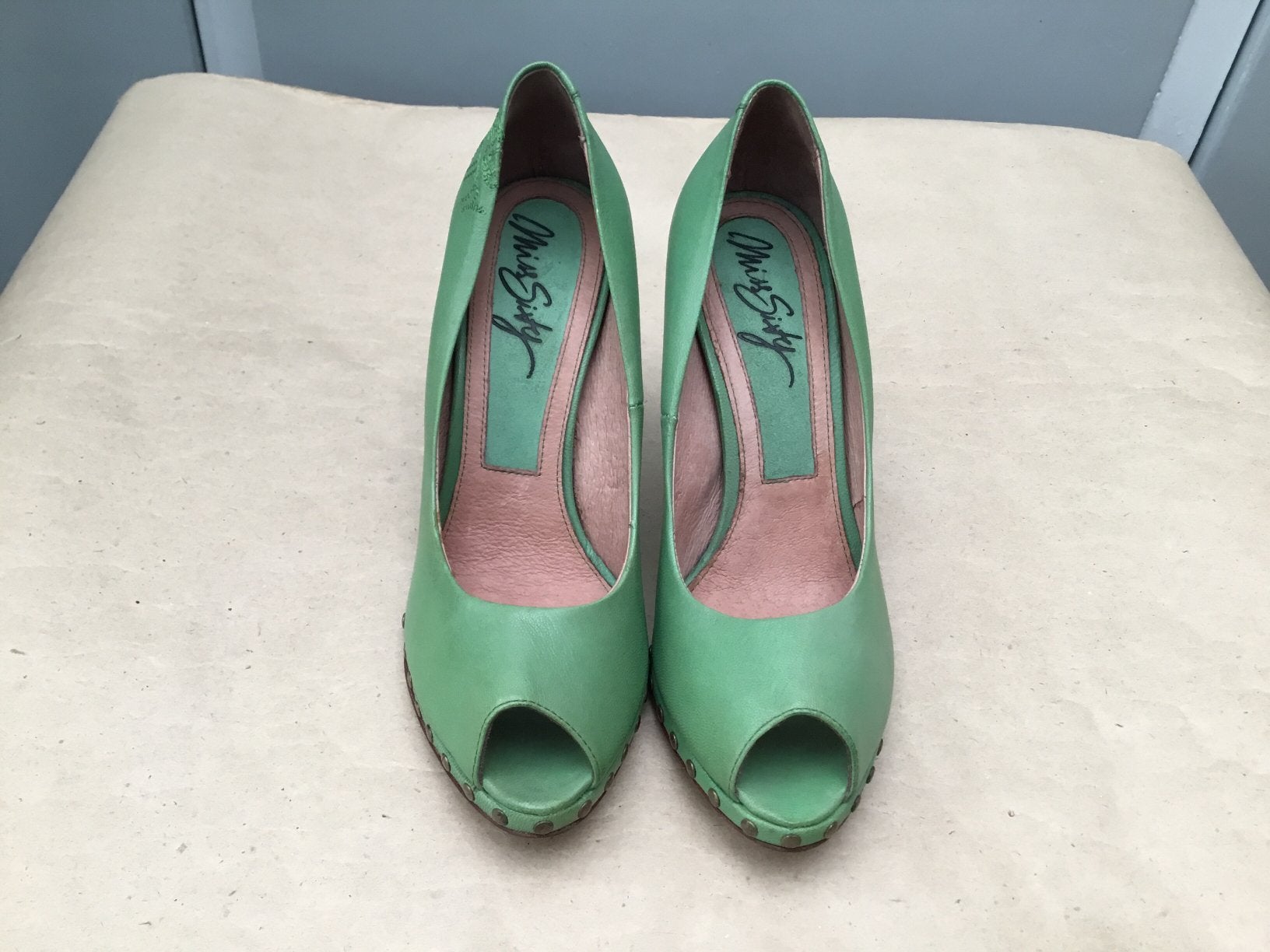 Escarpins à talons verts Miss Sixty taille 38, Vêtements | Femmes, Chaussures, Enlèvement ou Envoi, Escarpins, Comme neuf, Vert