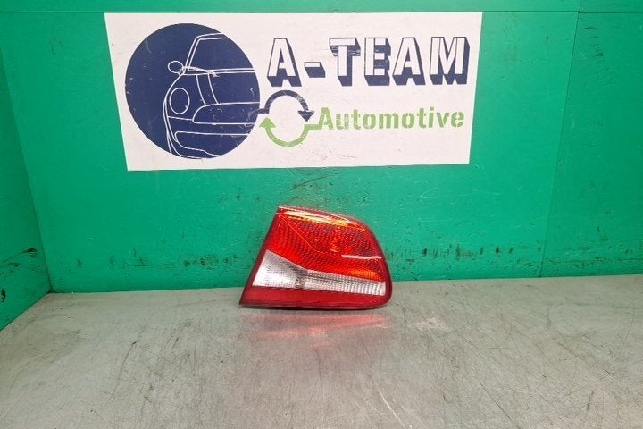 FEU ARRIÈRE DROIT Seat Ibiza ST (6J8) (|6J8945094|), Seat Deutschland GmbH, Service@seat.de, Utilisé, Seat
