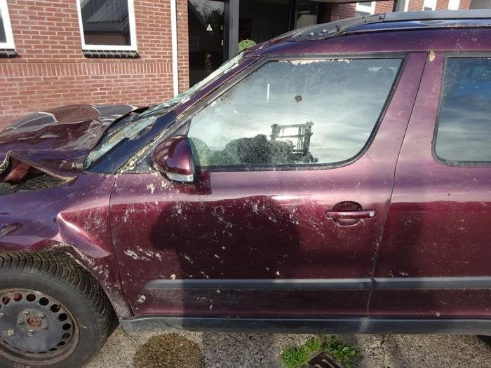 Portière 4portes avant gauche d'un Skoda Yeti (LF3X), -, 3 mois de garantie, Utilisé, Skoda