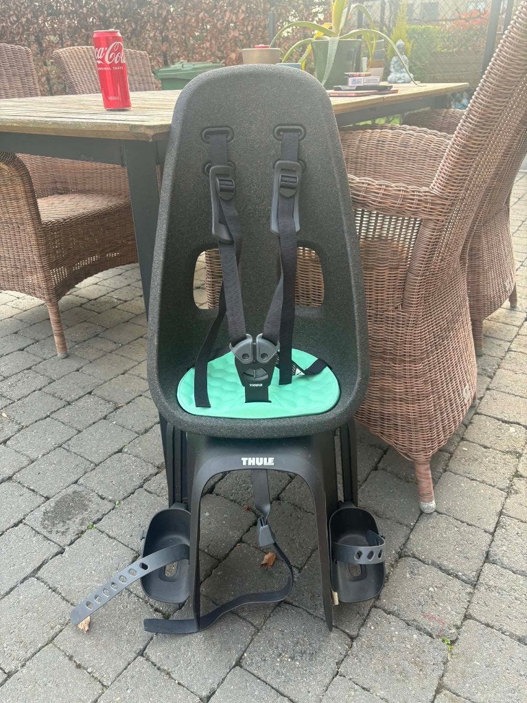 Thule kinderzitje, Fietsen en Brommers, Achterzitje, Zo goed als nieuw, Thule / Chariot, Ophalen