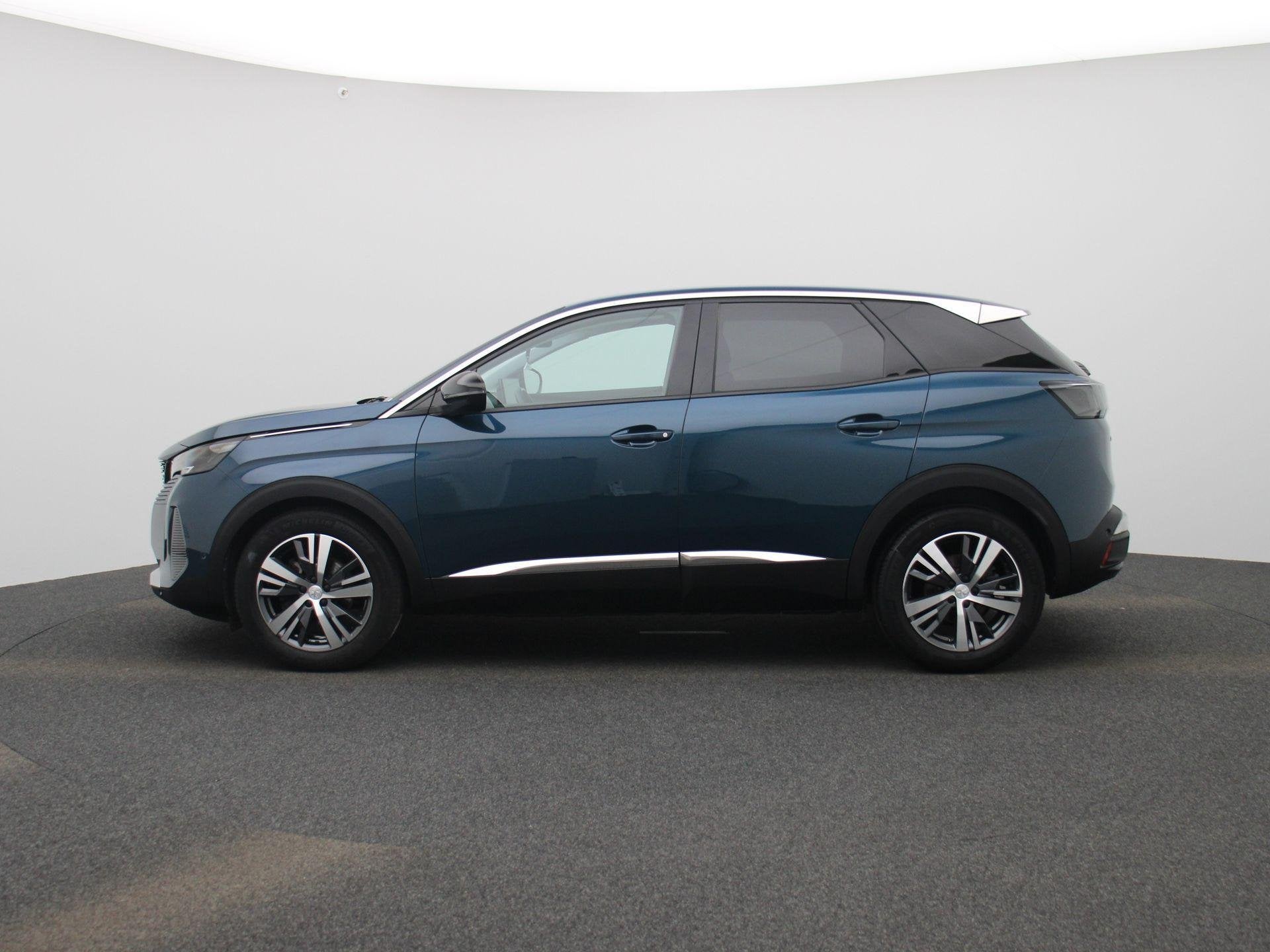 Peugeot 3008 Hybrid 225 e-Auto8 Allure Pack (automatique), 1250 kg, Entreprise, Hybride rechargeable, Noir