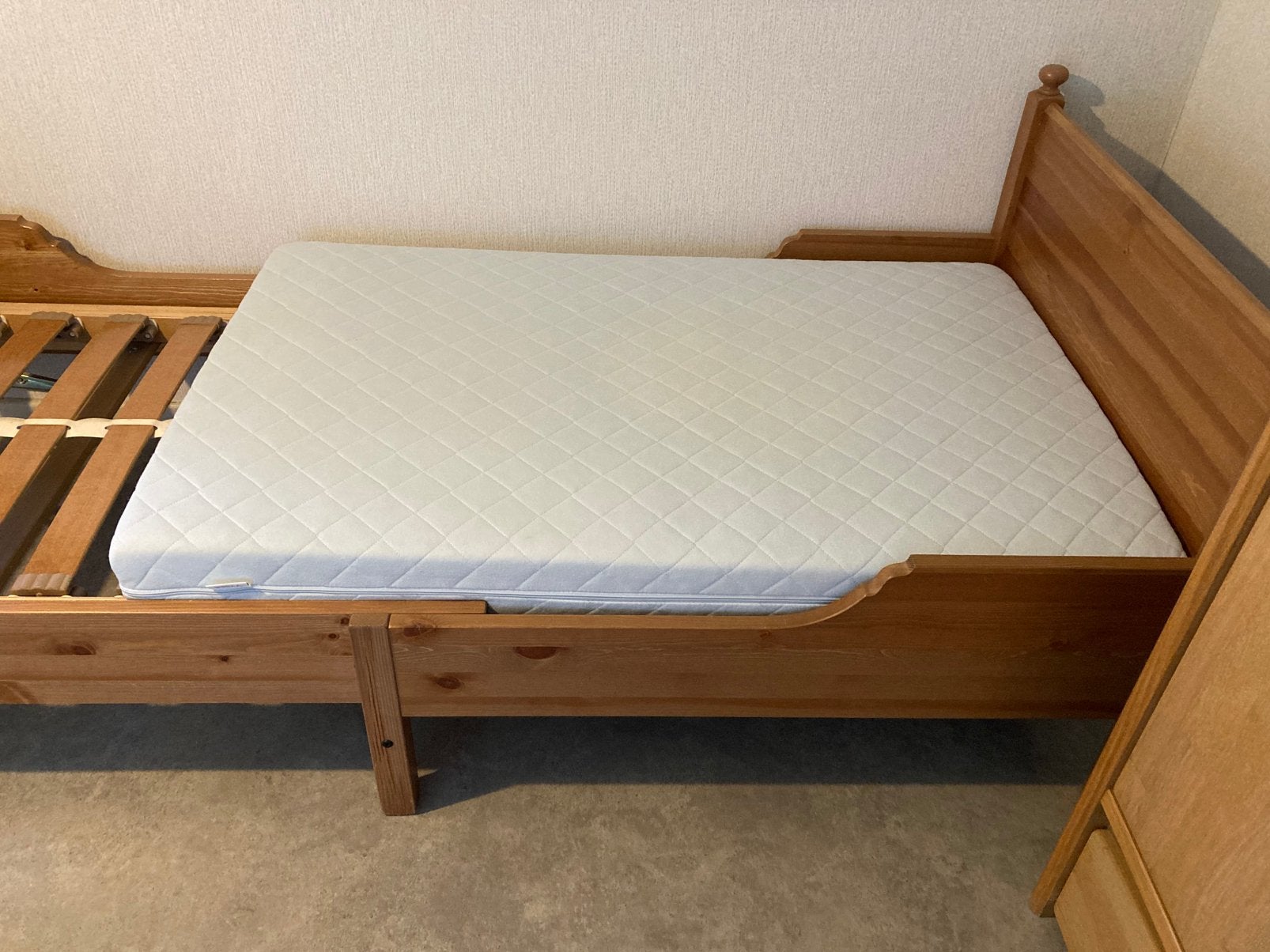 Meegroei matras. a, Ophalen, Zo goed als nieuw