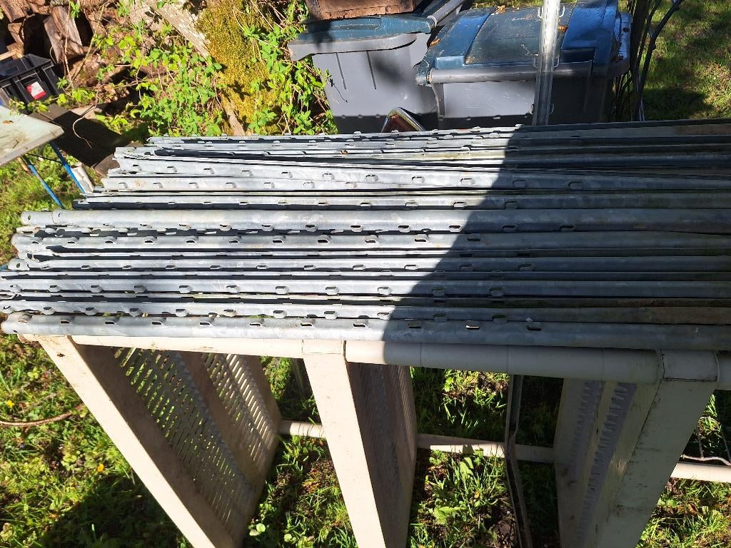 piquets pour vigne, Enlèvement