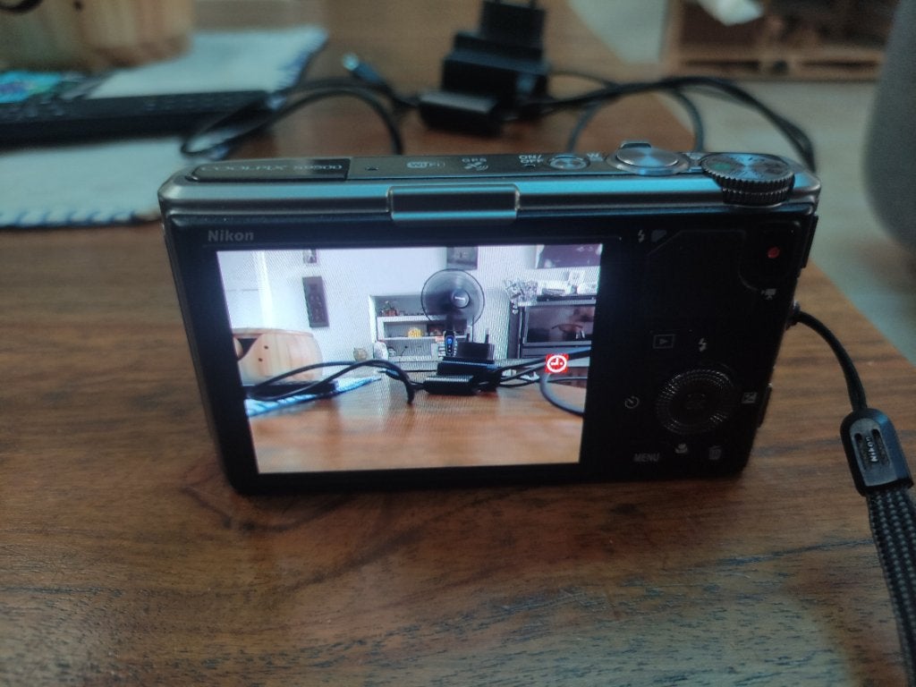 Nikon coolpix s9500, Gebruikt, USB-kabel, 18 megapixels, Ophalen of Verzenden