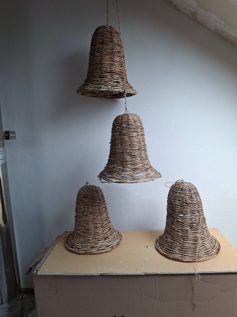 4 grote rieten/rotan klokken, Huis en Inrichting, Woonaccessoires | Klokken, Ophalen