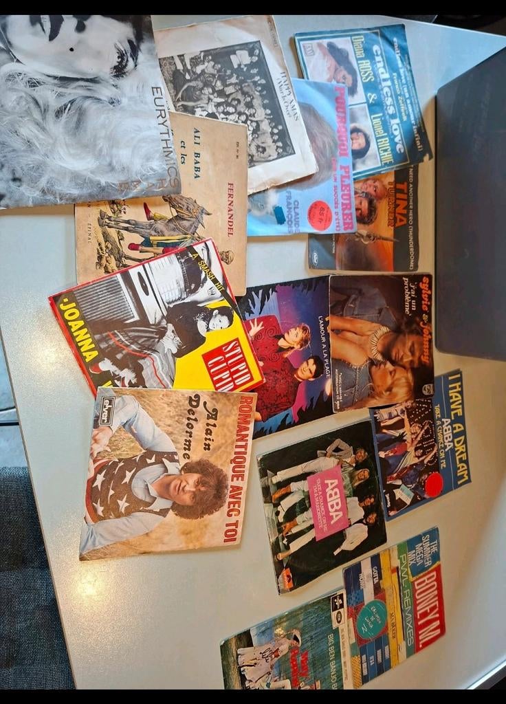 Lot de vinyles 45 tours année 60-80, CD & DVD, Vinyles | Classique, Enlèvement ou Envoi