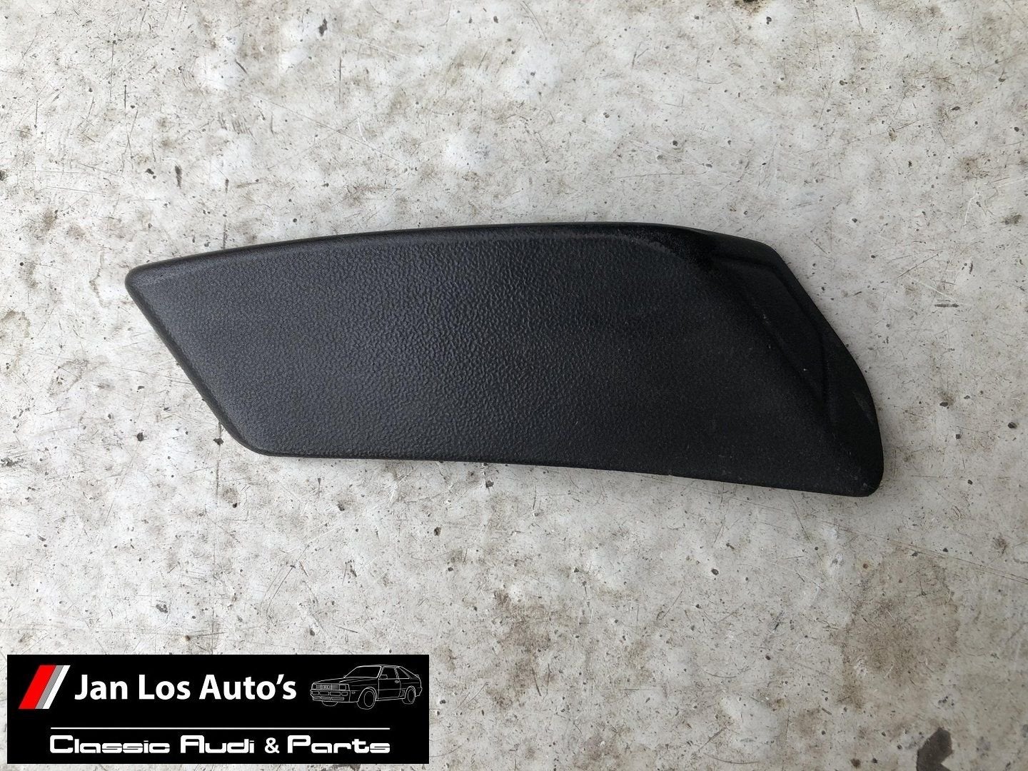 Sierlijst achterscherm links Audi 80 B2 ('78-'86) 813853983E, Gebruikt, -, -, Links
