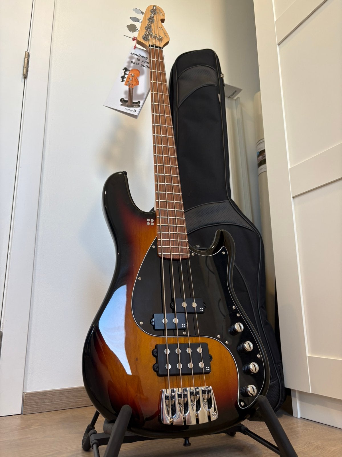 Sandberg California VM4 Sundburst, Muziek en Instrumenten, Snaarinstrumenten | Gitaren | Bas, Ophalen of Verzenden, Nieuw, Elektrisch