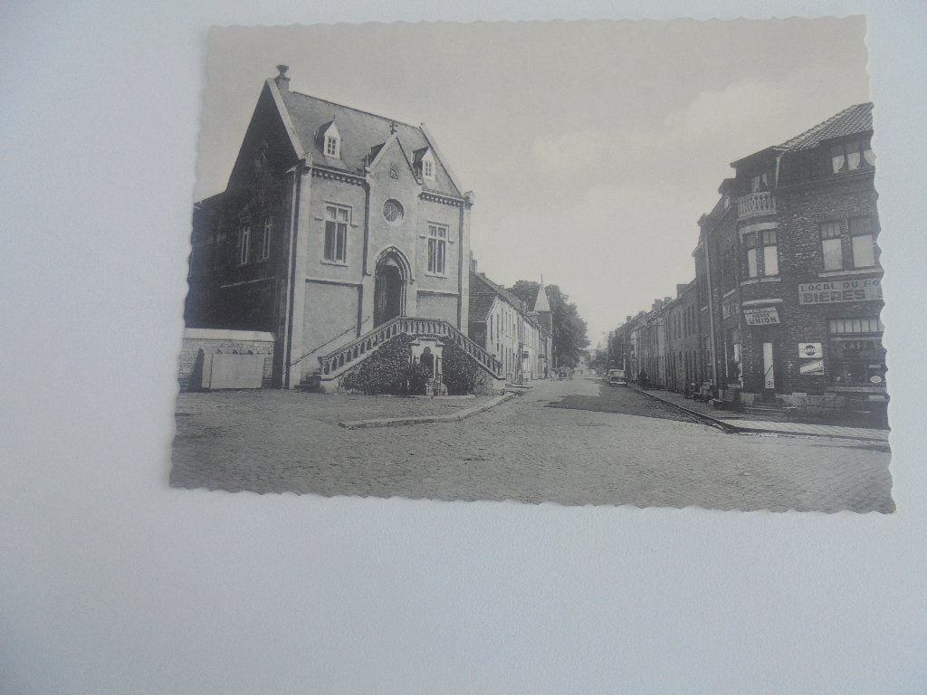 mariembourg-hotel de ville et rue st.louis, Enlèvement ou Envoi, 1940 à 1960, Non affranchie, Namur