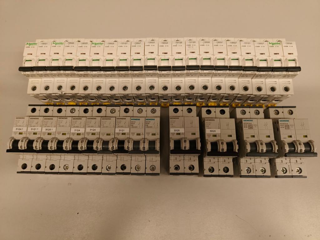 Lot met 34 automaten, Doe-het-zelf en Bouw, Ophalen, Gebruikt, Overige typen