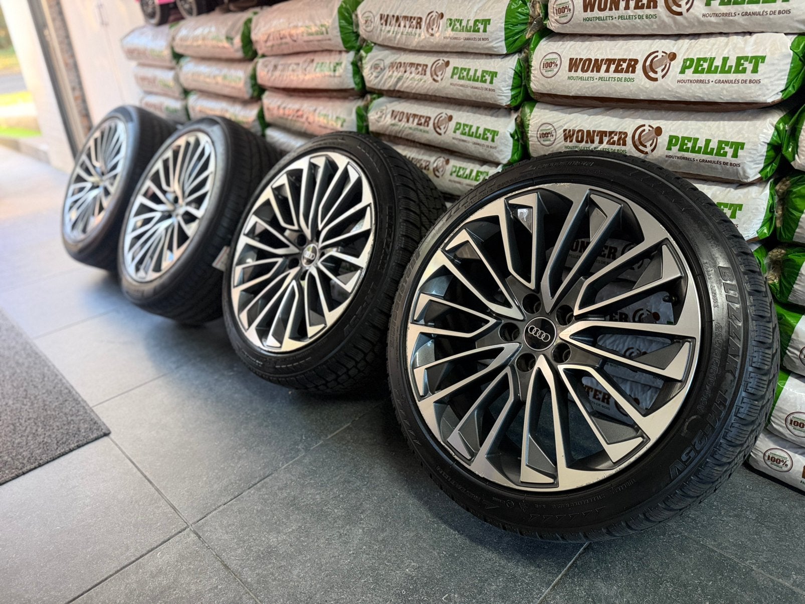 Audi A6 velgen 19 inch S-line C8 bicoler, Band(en), Zomerbanden, Ophalen, 19 inch