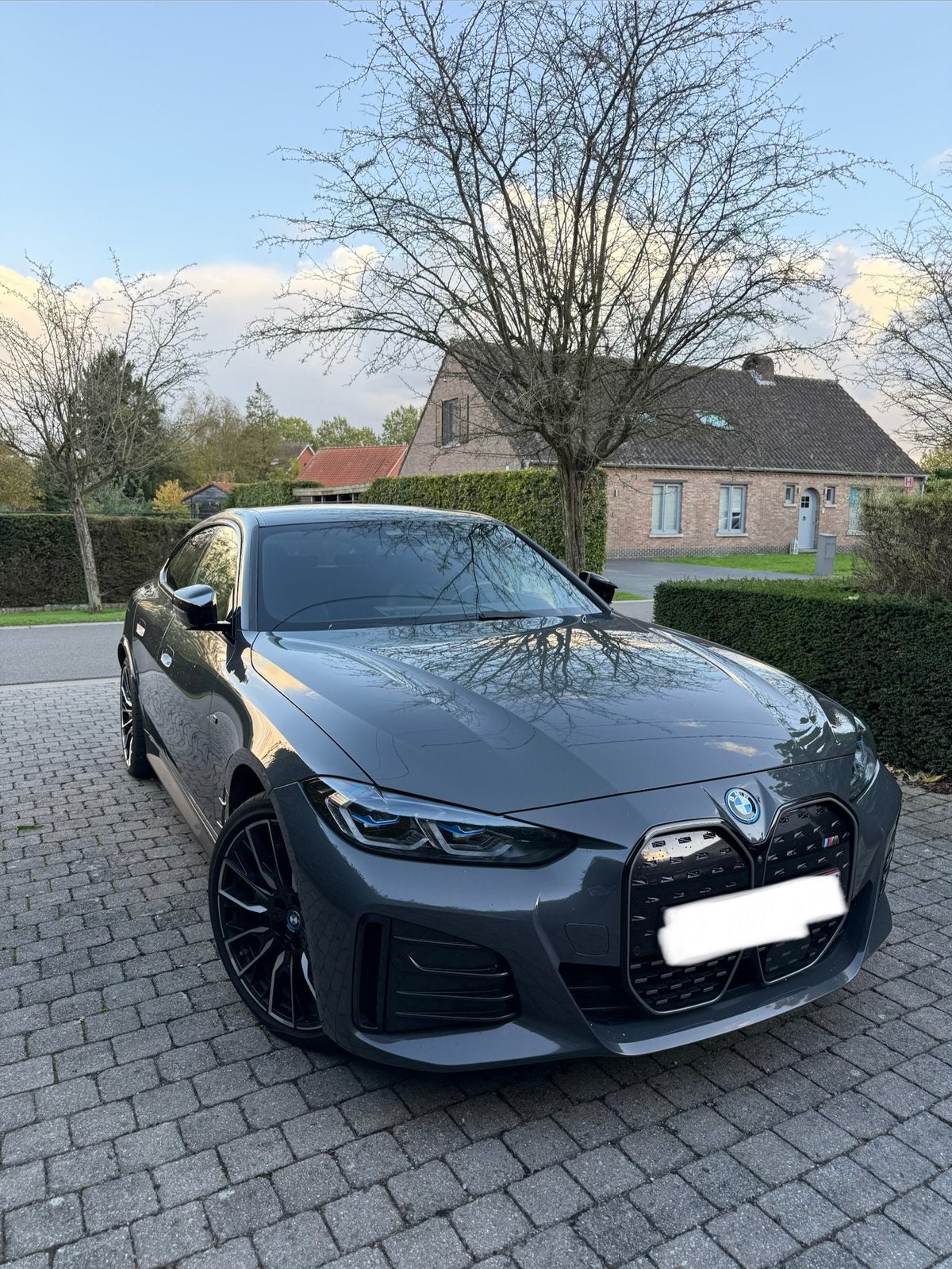 BMW i4 M50 xDrive | Véhicule avec TVA | Harman Kardon |, Autos, Argent ou Gris, Achat, Entreprise, Ordinateur de bord