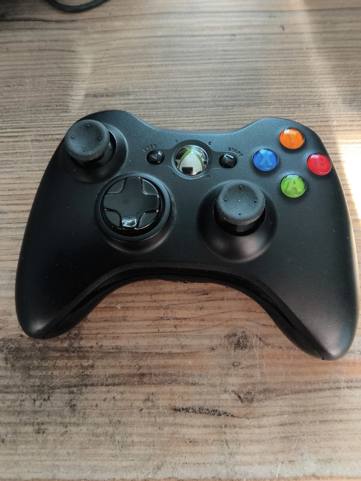 Xbox 360 controller refurbished met nieuwe thumbsticks, Consoles de jeu & Jeux vidéo, Consoles de jeu | Xbox | Accessoires, Sans fil