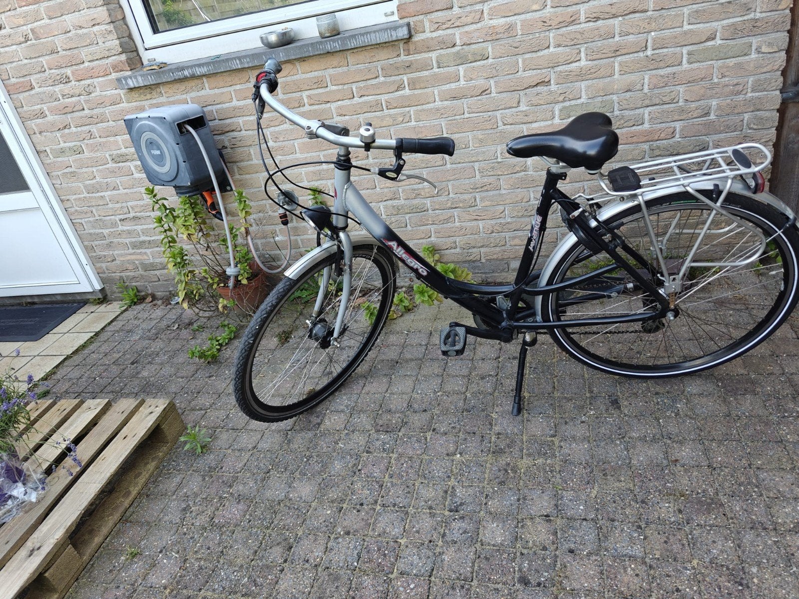 Desfiets te koop, Ophalen