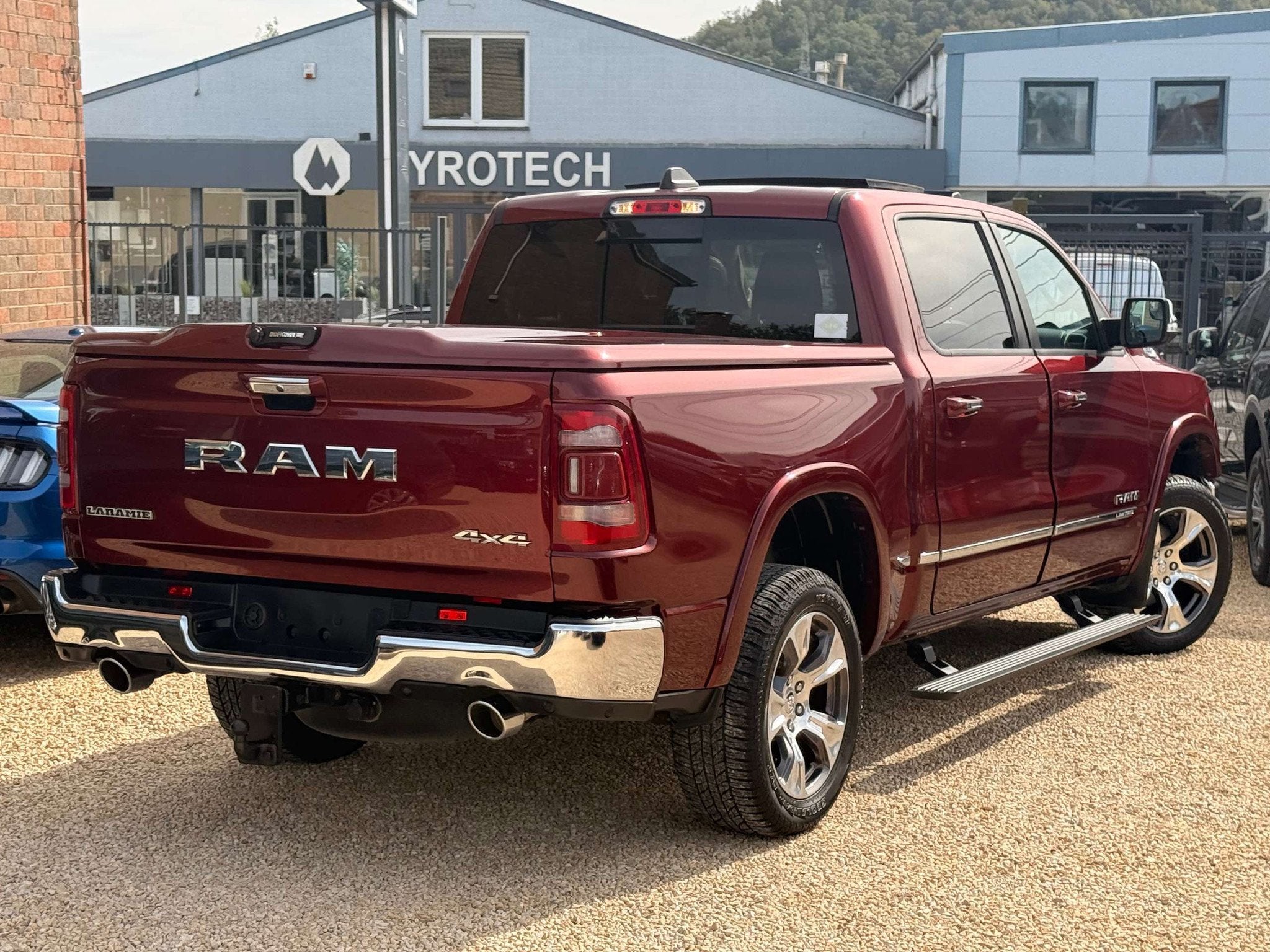 Dodge Ram 5.7 V8 LPG 320 L TVAC*BTWIN - TOIT PANO - DISTRONI, Autos, Autres modèles, Achat, https://public.car-pass.be/vhr/08ddfc79-e89a-453a-903c-bbd723b65146