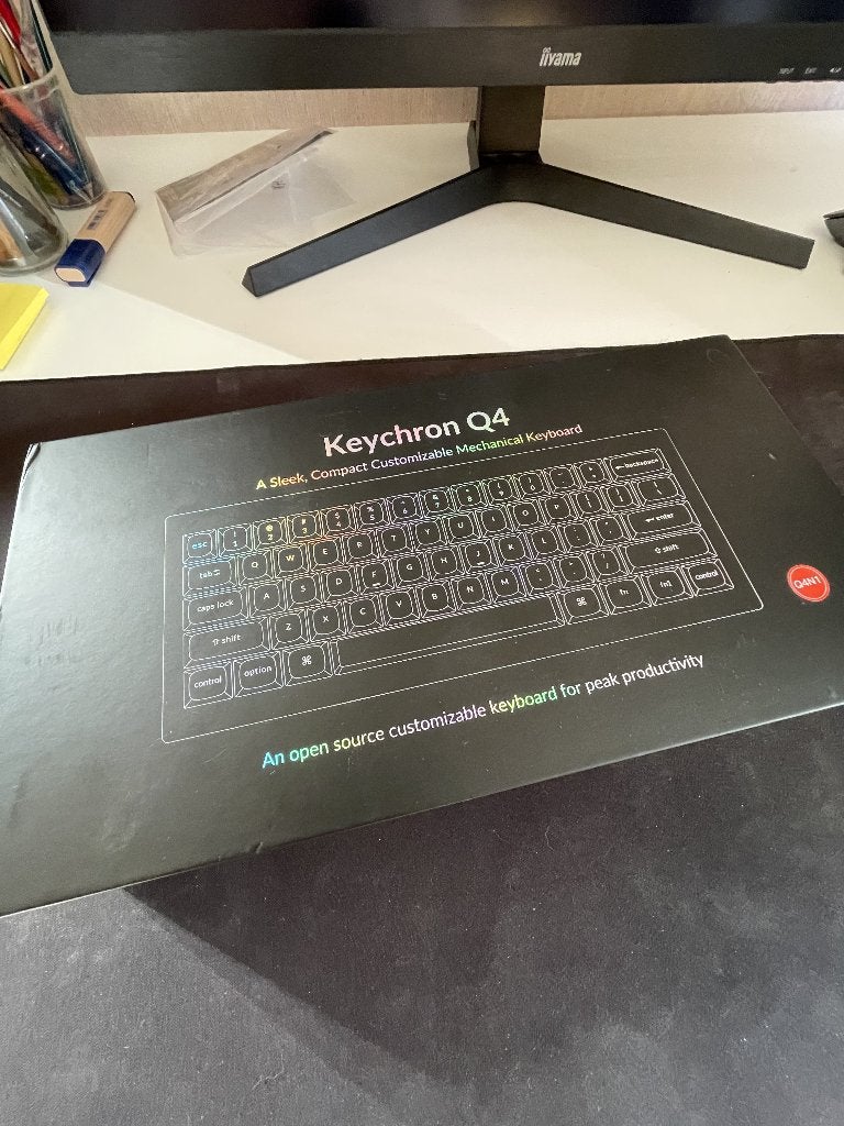 Keychron Q4 CMK - Gateron Red Switches, Computers en Software, Ophalen, Keychron, Plug-and-play, Refurbished