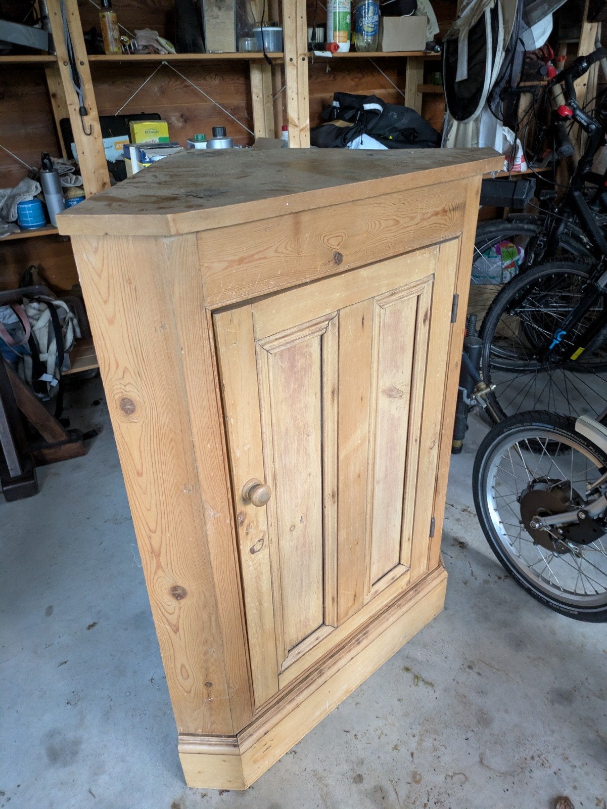 armoire de coin en pin, Enlèvement