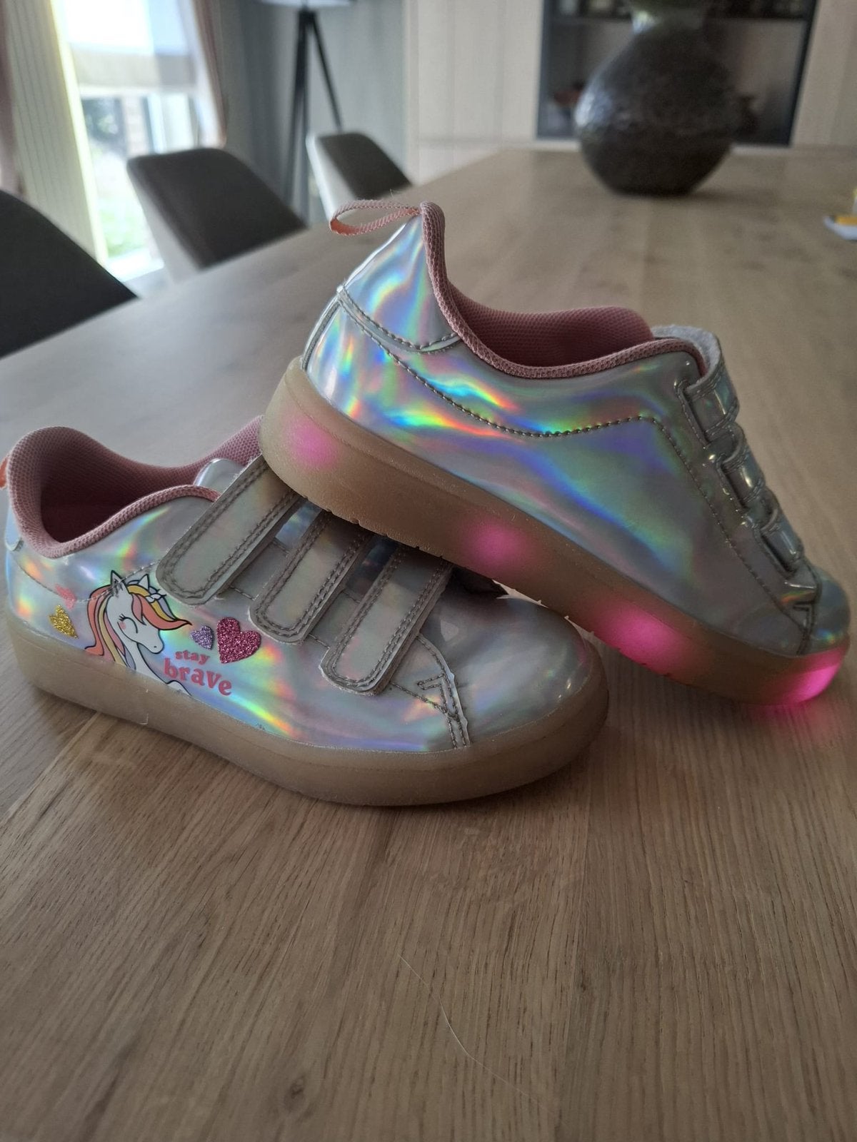 Mooie nieuwe staat sneakers (30), Meisje, Overige typen, Ophalen of Verzenden, Zo goed als nieuw