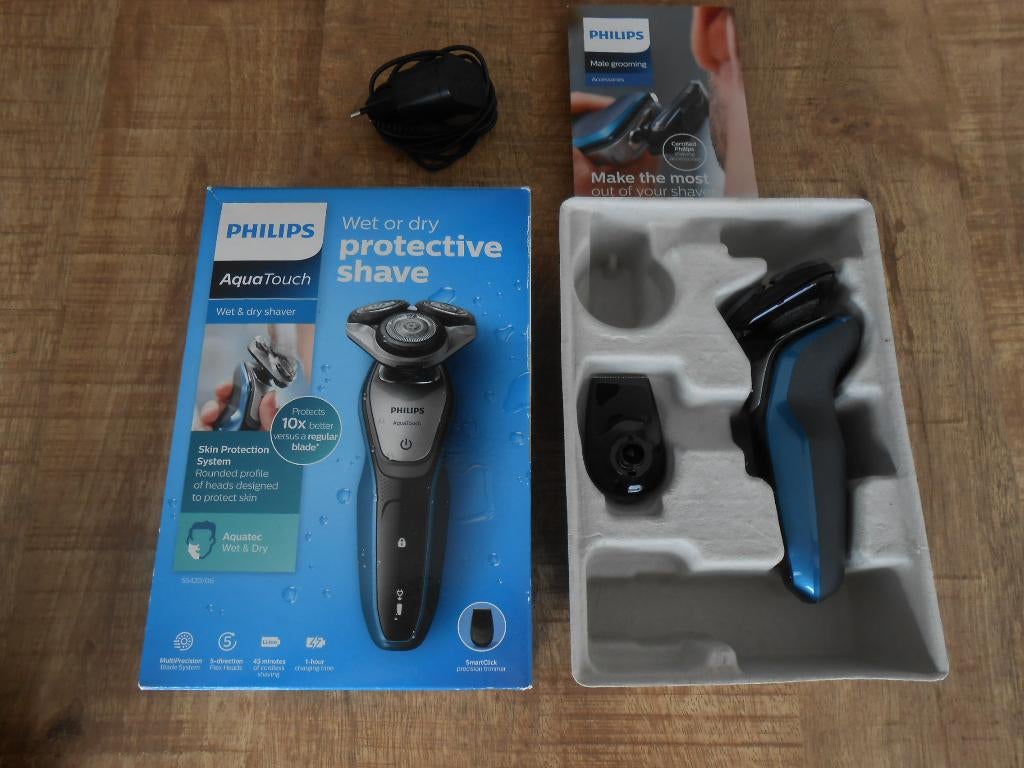 Très beau rasoir de la série 5000 de Philips, Enlèvement, Comme neuf, Rasage ou Épilation