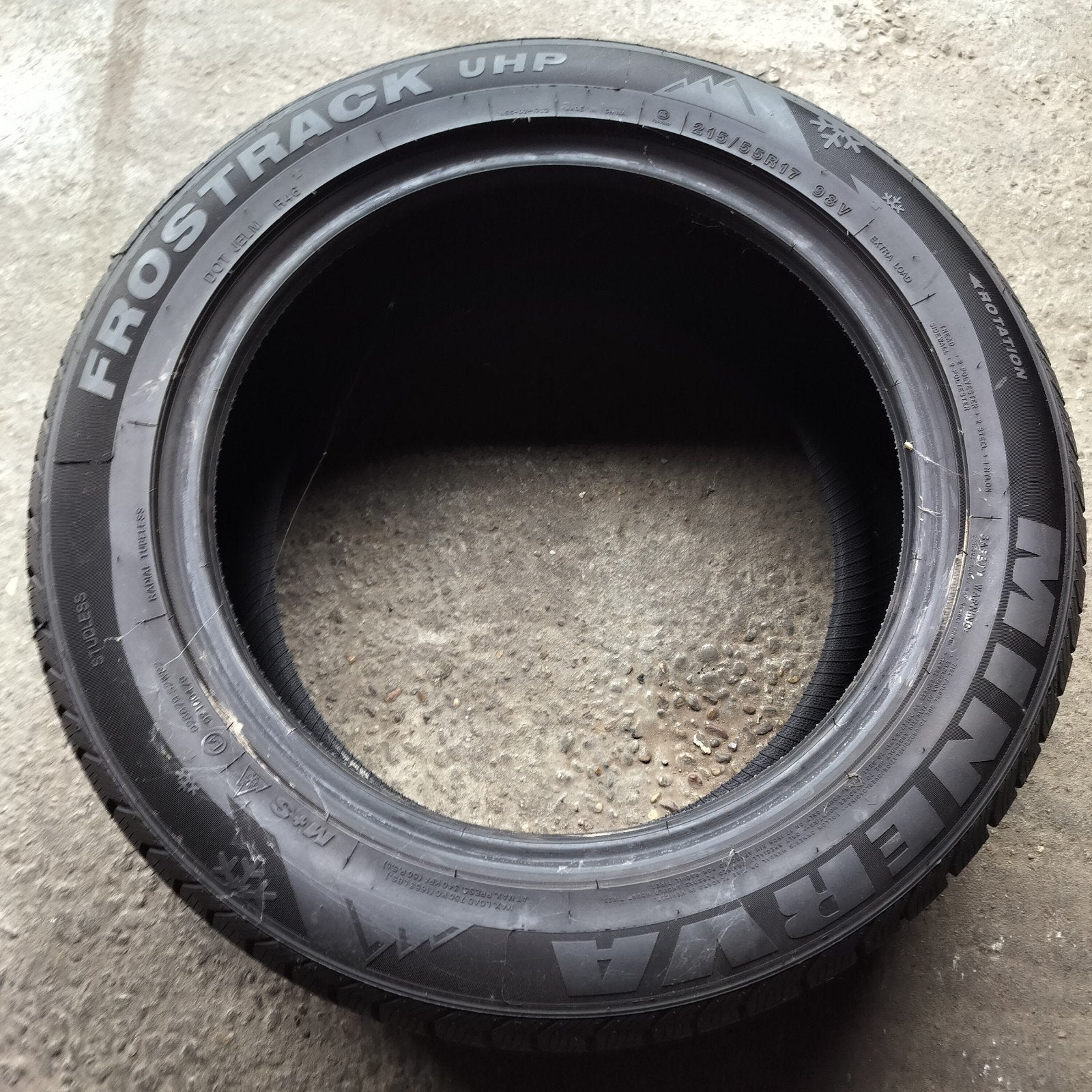 4x Minerva Frostrack 215/55R17 98V M+S 7mm profiel, Ophalen, 17 inch, All Season, Band(en)