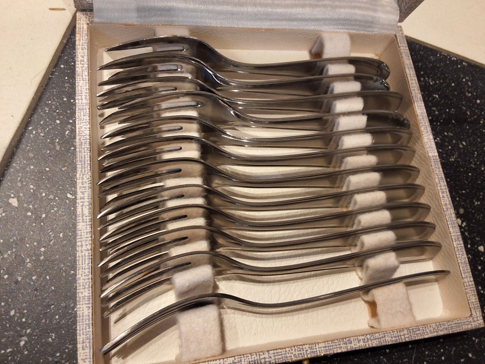 bestek, voor merken kijk in beschrijving .10 dozen, Maison & Meubles, Enlèvement, Comme neuf, Set de couverts