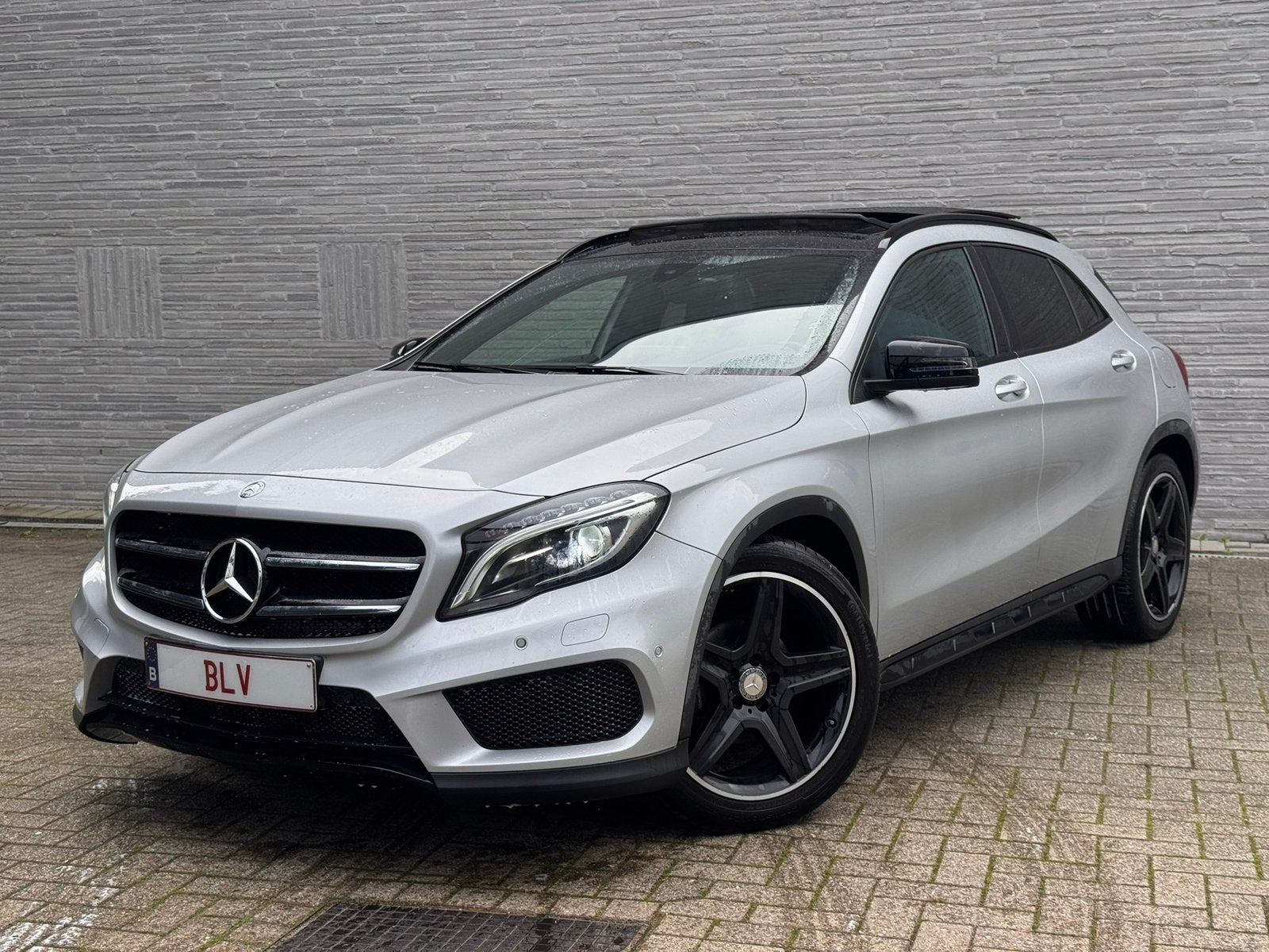 Mercedes GLA 180 AMG pack, Auto's, Automaat, Euro 6, Bedrijf, 5 deurs