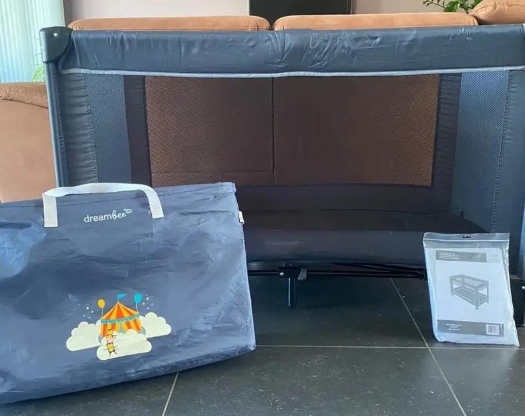 Reisbedje met matras Dreambee, Kinderen en Baby's, Ophalen, Zo goed als nieuw, Reisbedje