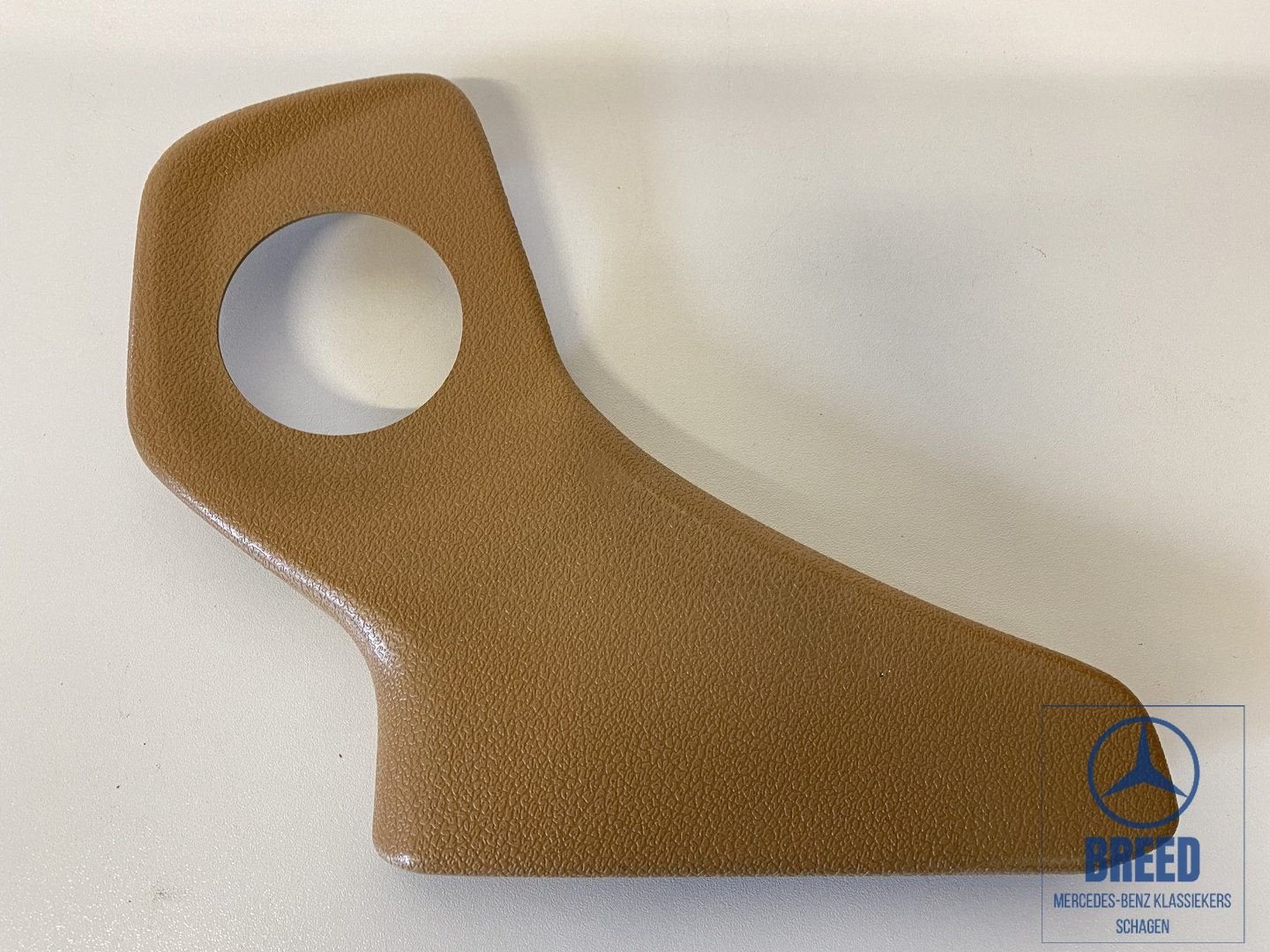 Stoelafdekking rechts beige Mercedes-Benz W114 W115 W116, Auto-onderdelen, Gebruikt, -, Ophalen of Verzenden, -