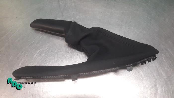 Enveloppe levier frein à main d'un BMW 1-Serie (1-Serie 03-, Autos : Pièces & Accessoires, -, 3 mois de garantie, Utilisé, -