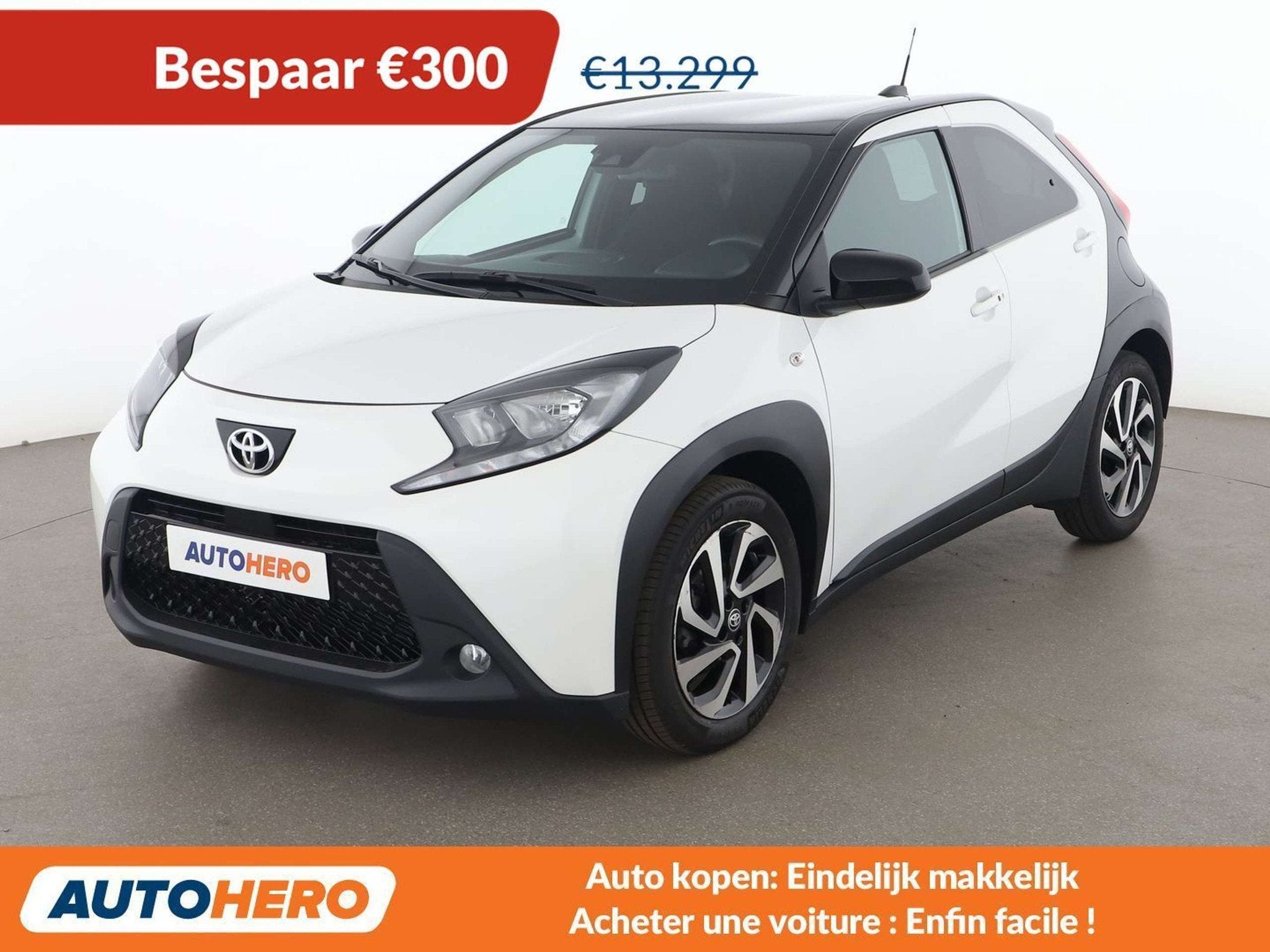 Toyota Aygo X 1.0 (bj 2023), Auto's, Voorwielaandrijving, 4 zetels, Stof, Gebruikt
