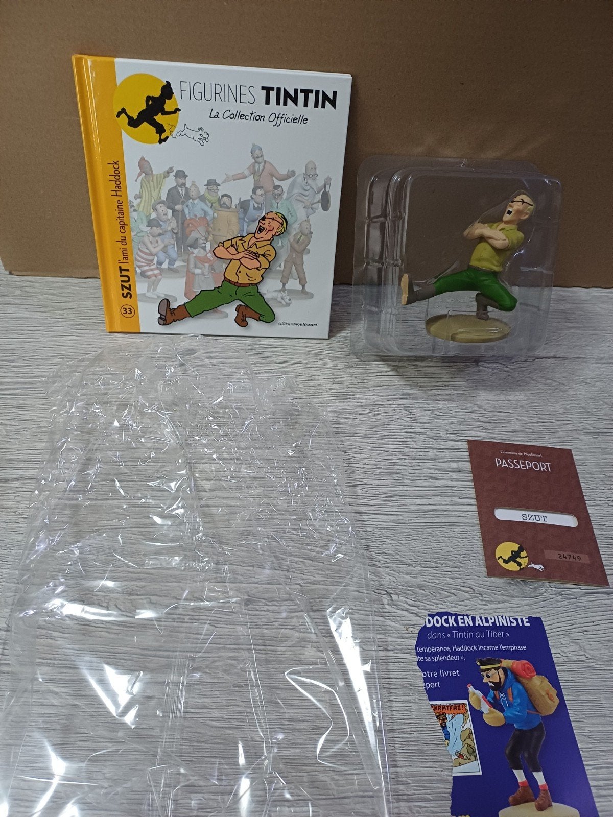 Figurine Szut l'ami du capitaine Haddock 33, Collections, Personnages de BD, Comme neuf, Statue ou Figurine, Tintin, Enlèvement ou Envoi