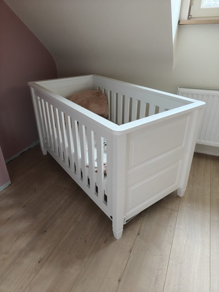 Volledige kinderkamer TWF Marbella inclusief meegroeibed, Ophalen, Zo goed als nieuw, Jongetje of Meisje