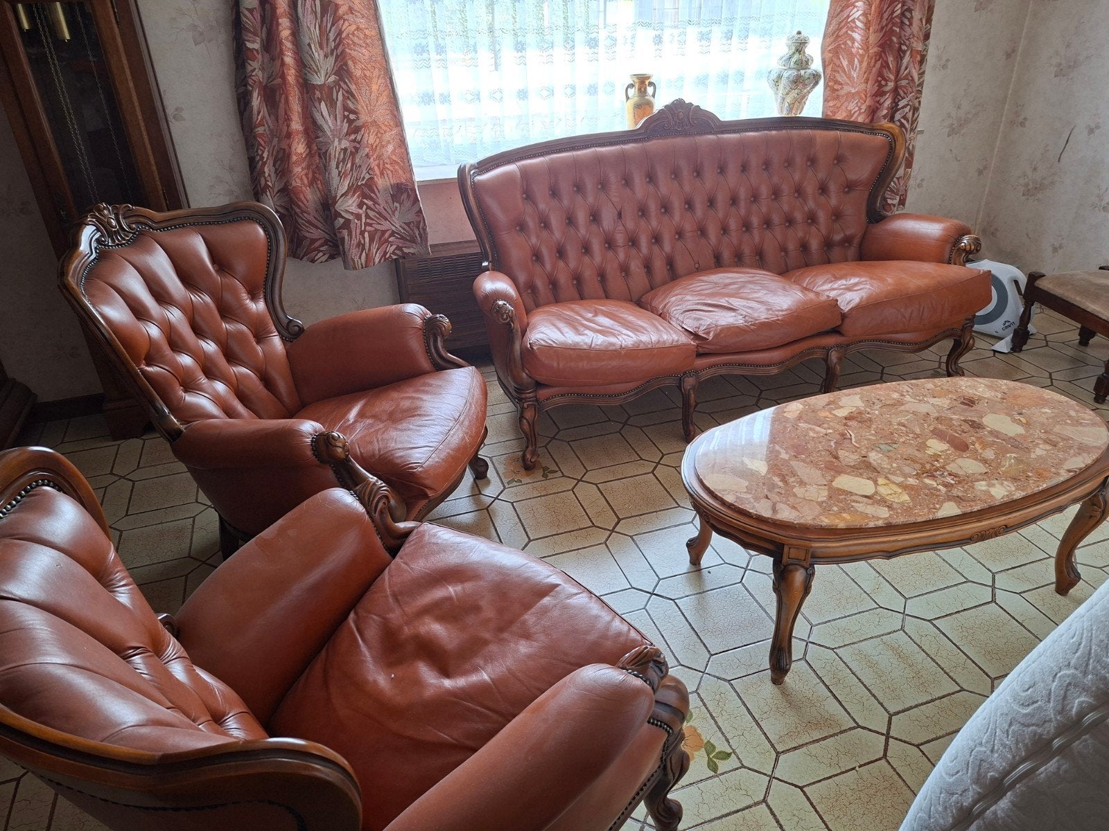 Retro lederen salon met salontafel, Huis en Inrichting, Ophalen, Gebruikt, Leer, Retro