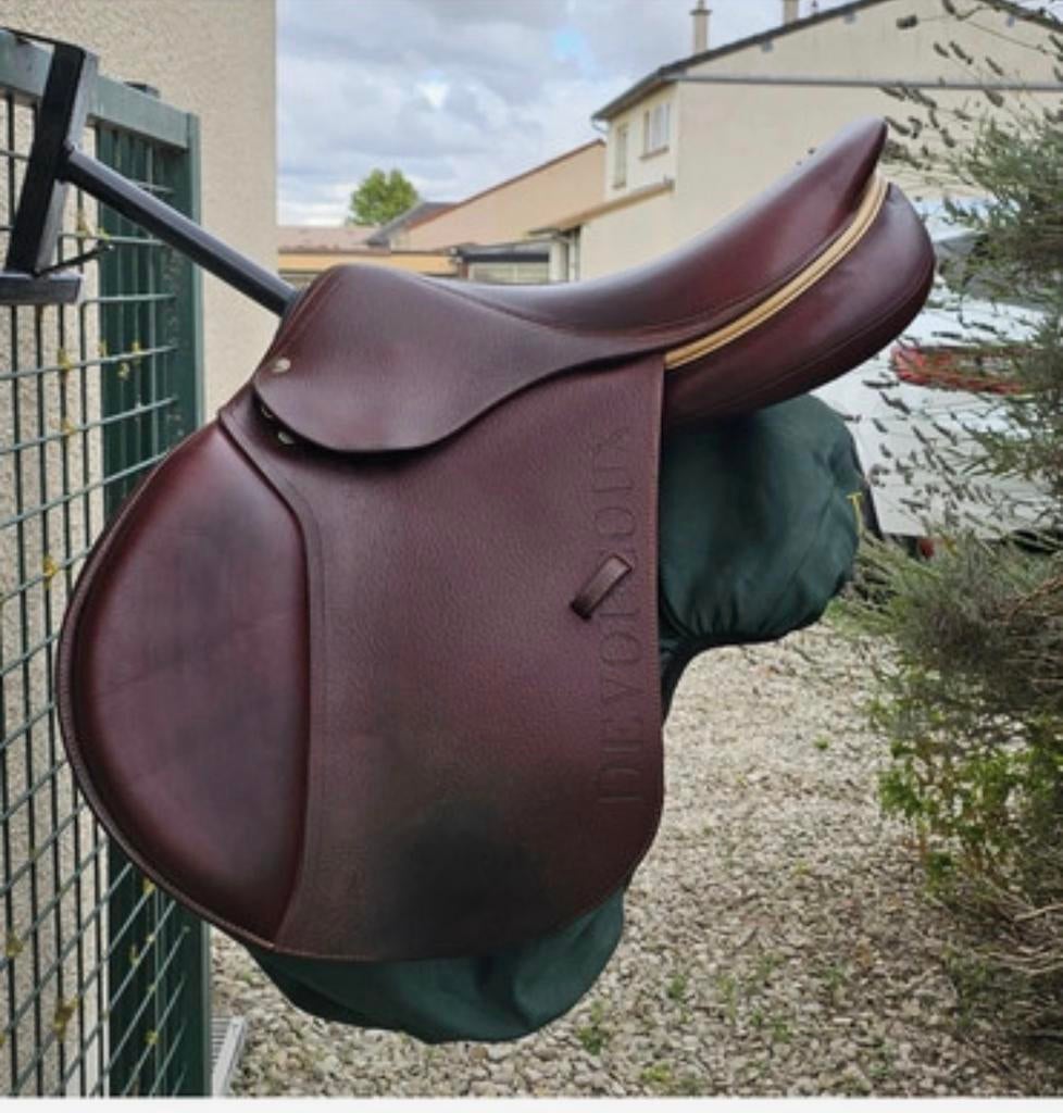 Springzadel Devoucoux 17”, Dieren en Toebehoren, Ophalen of Verzenden, Zo goed als nieuw
