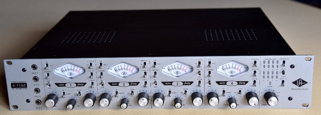 Universal Audio 4-710D Twin-Finity, Audio, Tv en Foto, Professionele apparaten, Ophalen, Gebruikt, Audio