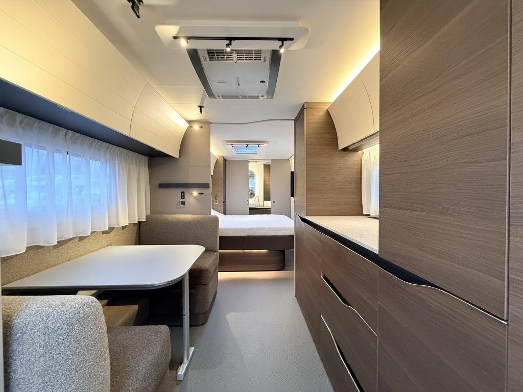 Adria Alpina 903 HT, Overige typen, Rondzit, Bedrijf, Adria