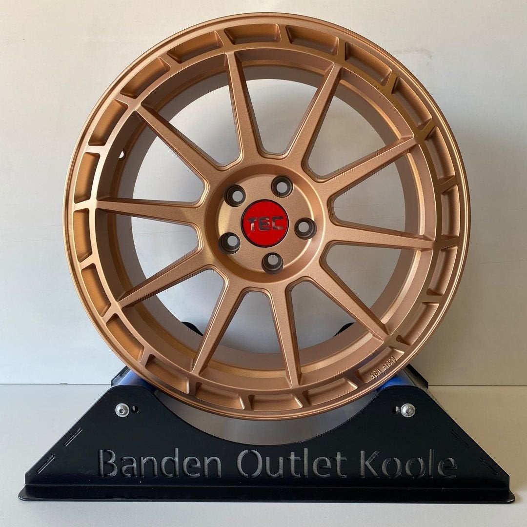 Alfa Romeo Stelvio 235-55-19 Banden 5x110 19'' TEC Velgen, Auto-onderdelen, Banden en Velgen, 19 inch, Velg(en), -, -