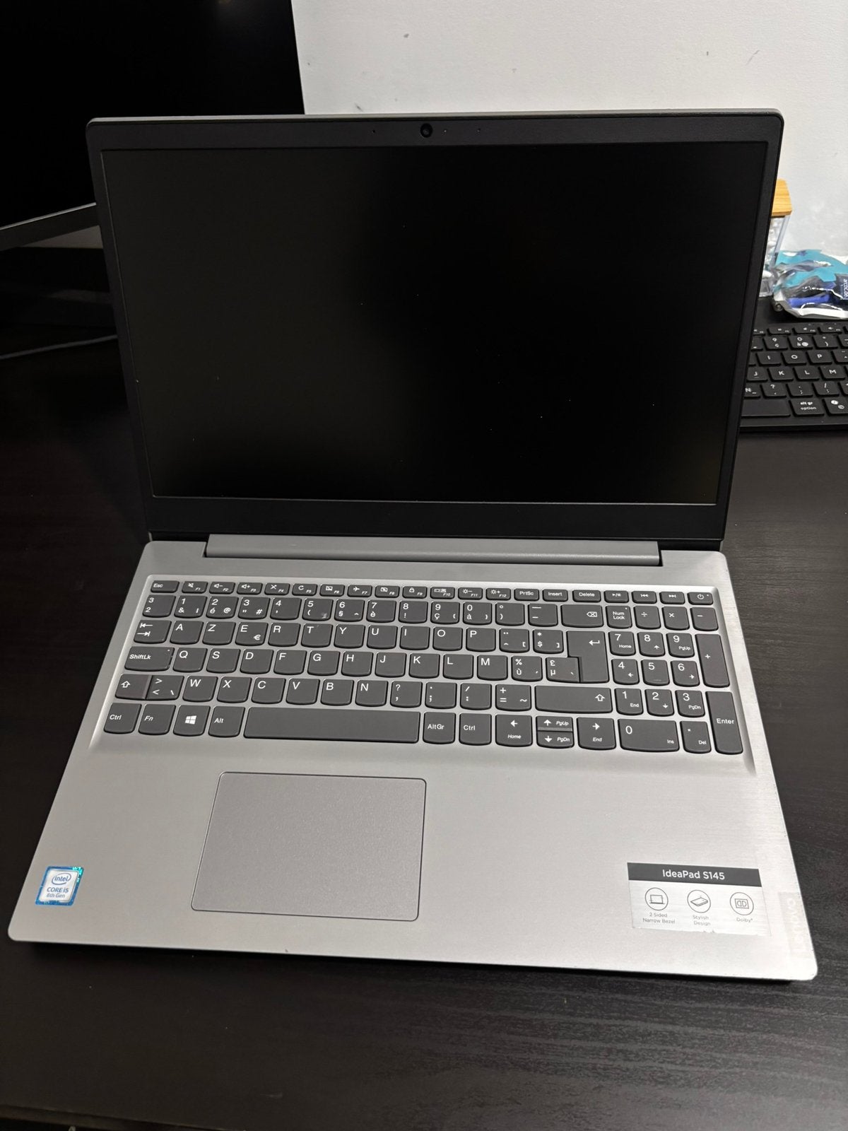 Lenovo IdeaPad 15.6" Full HD - i5 8e Gen/8GB RAM/Windows 11, 8 GB, Enlèvement, SSD, Azerty
