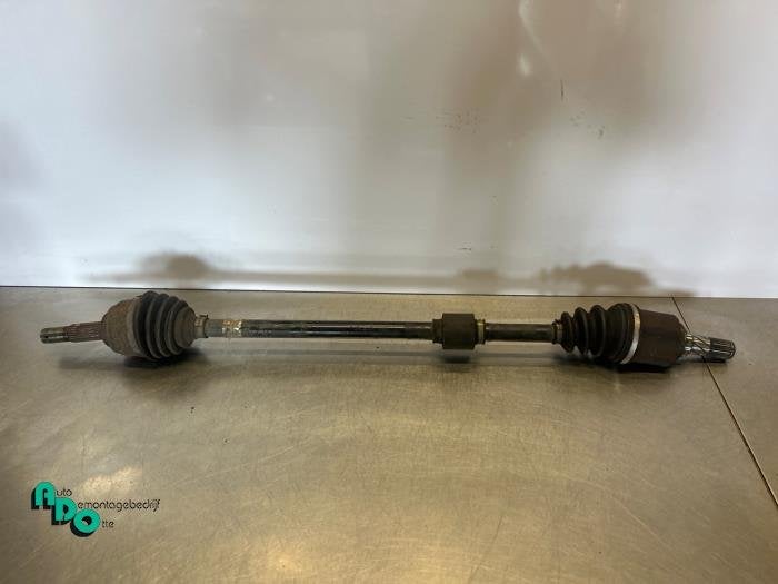 Aandrijfas rechts-voor van een Nissan Note (Note 13-), Gebruikt, -, -, Ophalen of Verzenden