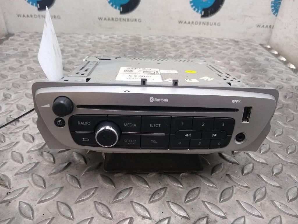 RENAULT MEGANE 1.5 dCi GT-Line RADIO 2012, Ophalen of Verzenden, Gebruikt, Stiba lid
