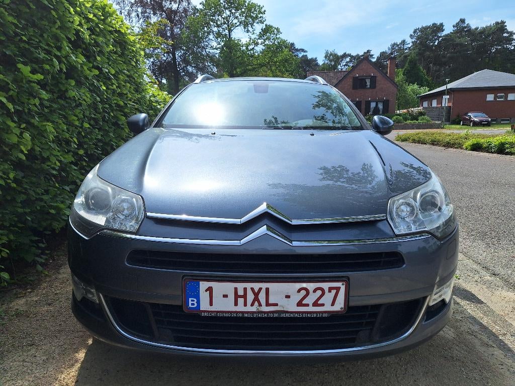 Citroën C5 Tourer 2.0 diesel Exclusive, Autos, Citroën, Cuir, Achat, 3 places, Carnet d'entretien
