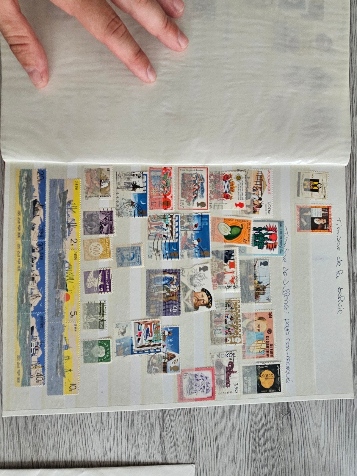 collection timbre, Enlèvement