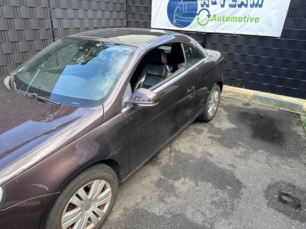 PORTIER LINKS VOOR Volkswagen Eos (1F7 / F8) (|1Q0831055T|), Gebruikt, Volkswagen AG, Voor, Kundenbetreuung@volkswagen.de